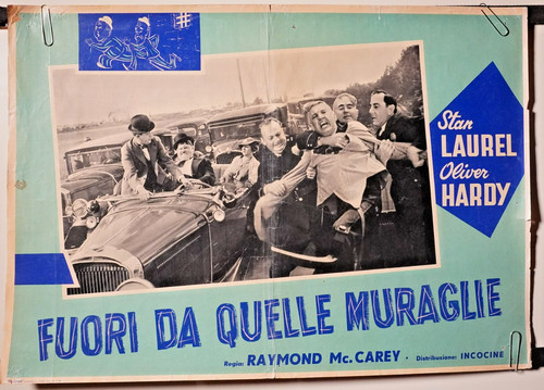 Fuori quelle muraglie stan - quelle,